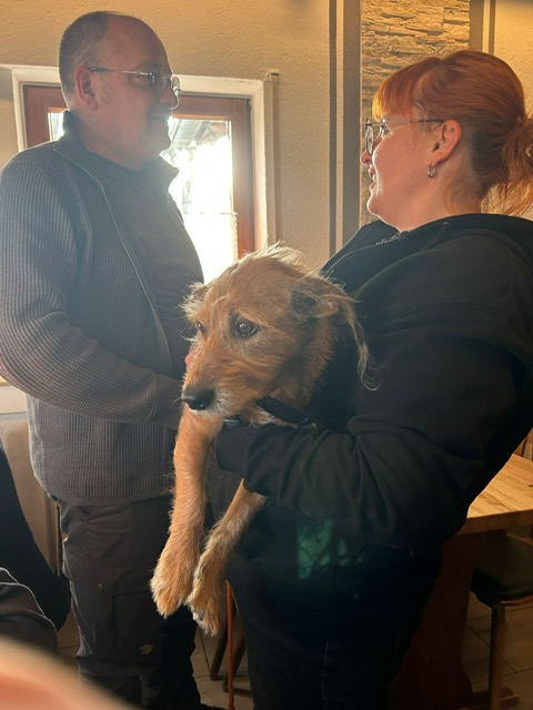 AE07EDB9-2D59-432D-A25E-8BF70ECDF75E